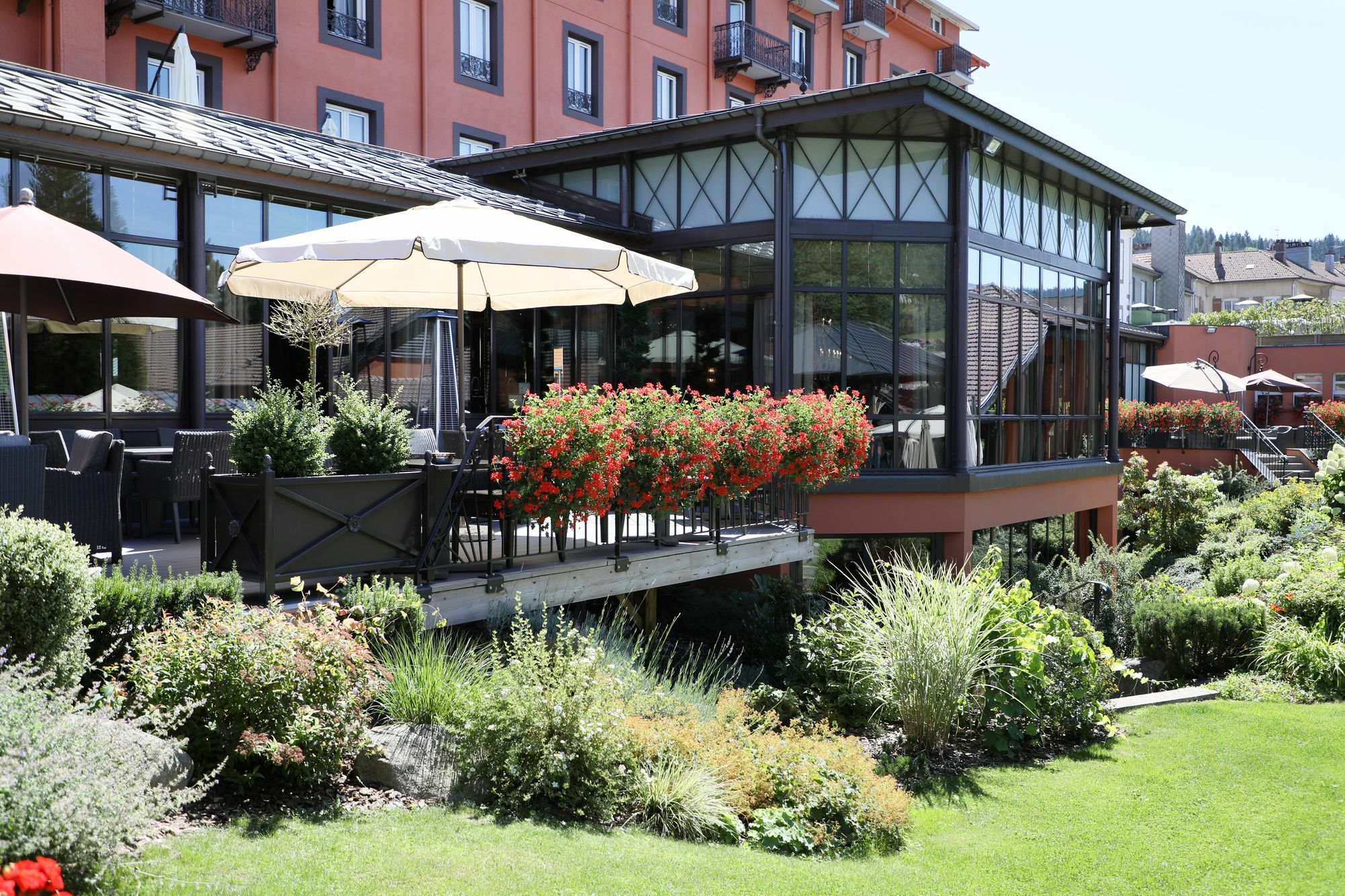 Le Grand Hotel & Spa Gérardmer Exterior photo